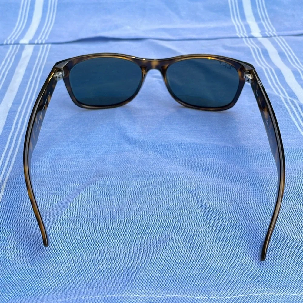 Ray Ban P. - Picture 6 of 10